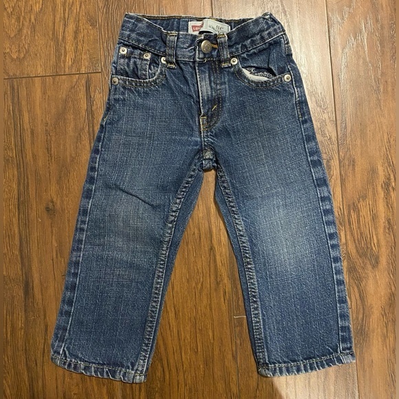Levi's Other - Levis 514 Slim Straight 3 T